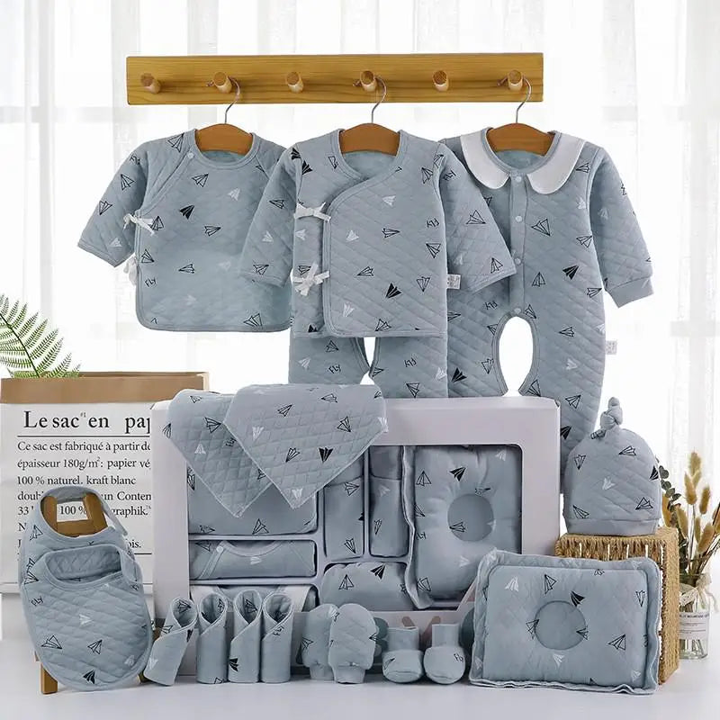 18/22 Pieces Newborn Clothes Baby Gift