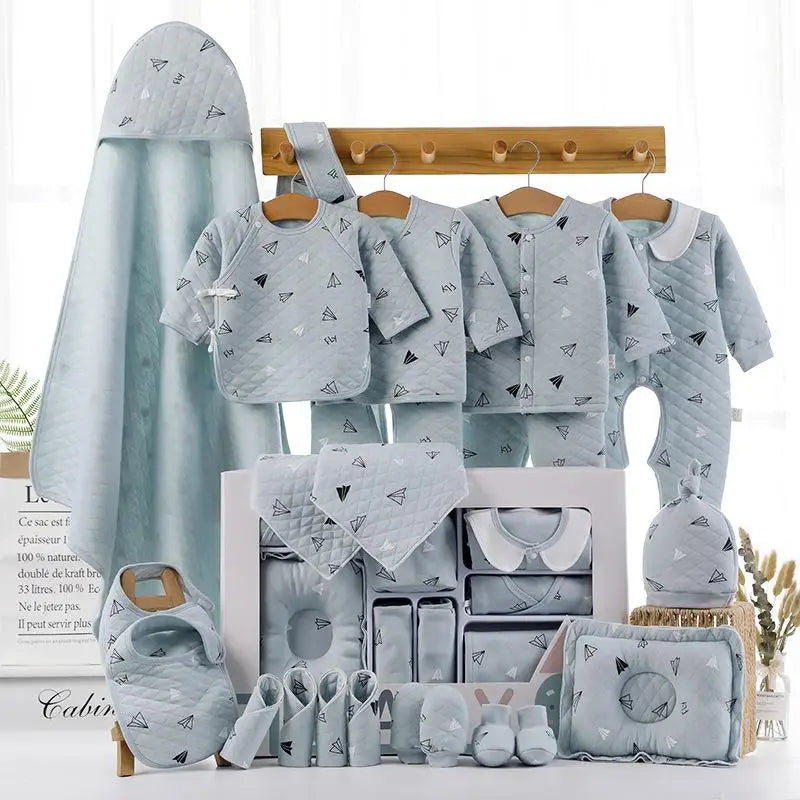 18/22 Pieces Newborn Clothes Baby Gift